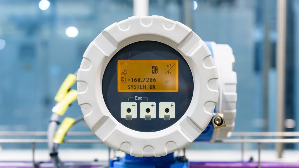 Modern devices measure the flow of fluids allow efficient use of natural resources/modern device measuring the flow of any liquids